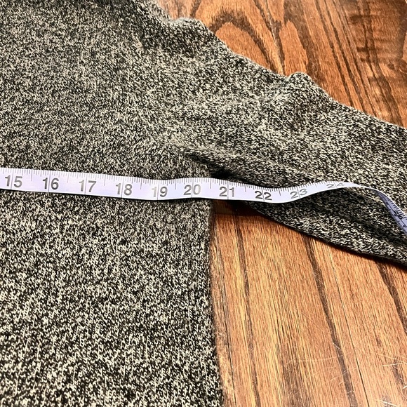 J Crew Cowl Neck Sweater Size Large Wool Blend - Picture 7 of 10